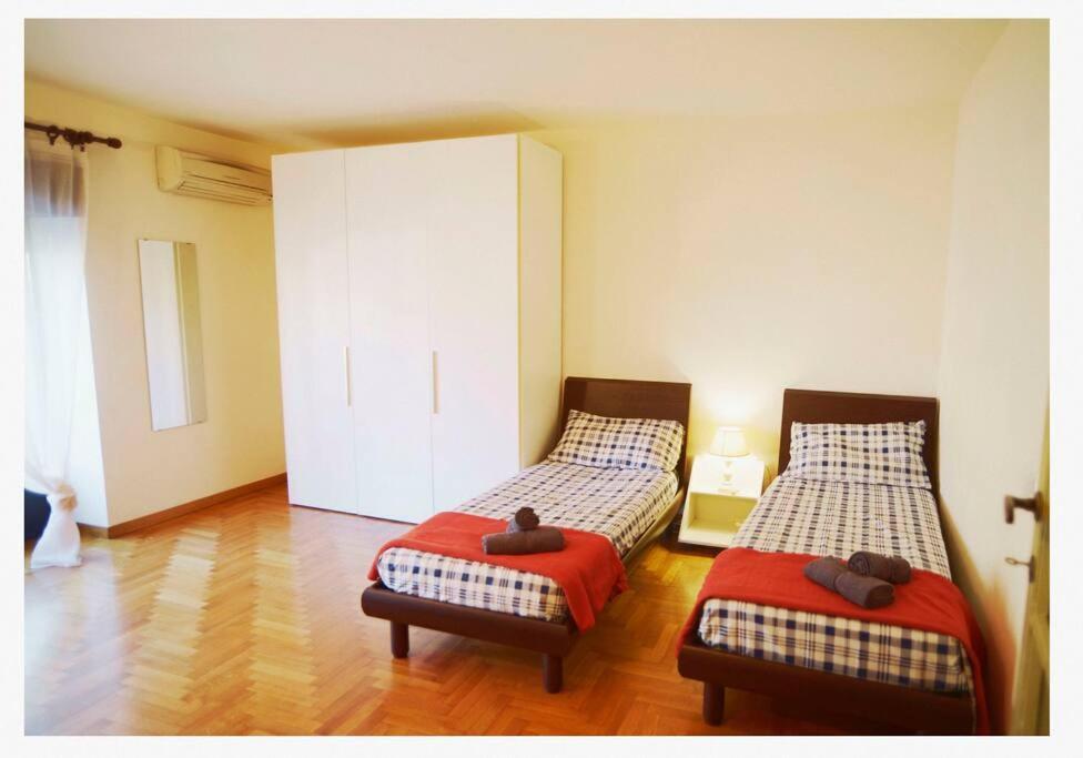 Urban House - Elegant Apartment Brera Milan Center Exterior foto